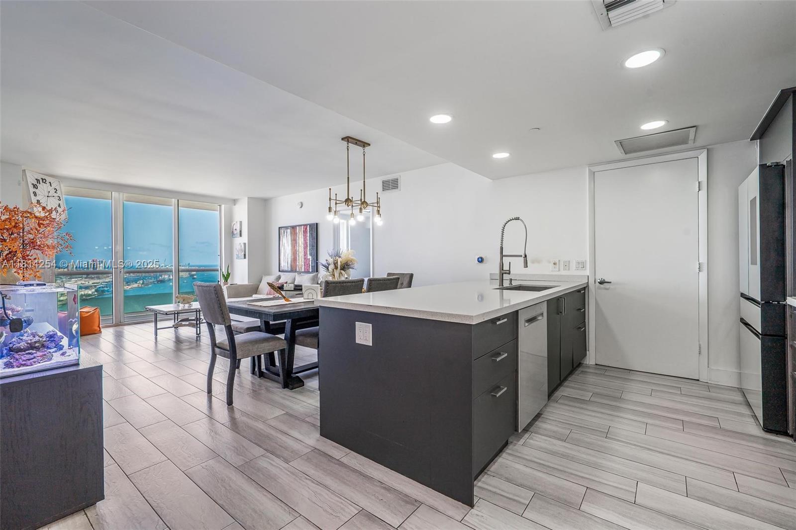 50 BISCAYNE CONDO - Residential