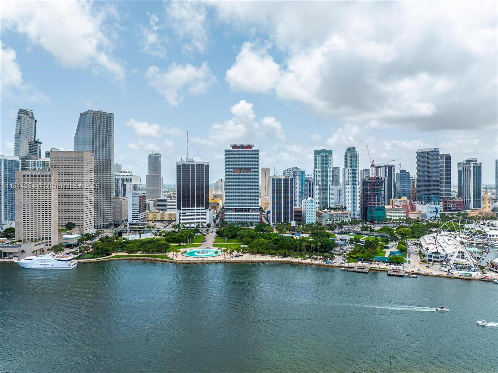 50 Biscayne Blvd 3106, Miami, Broward County, Florida - 2 Bedrooms  
2 Bathrooms - 