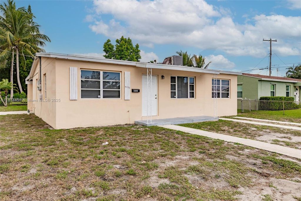 Photo of 4423 Lake Ave, West Palm Beach, FL 33405 (MLS # A11834451)