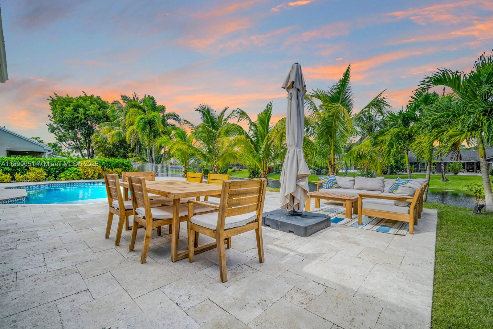 COOPERS GROVE - Residential