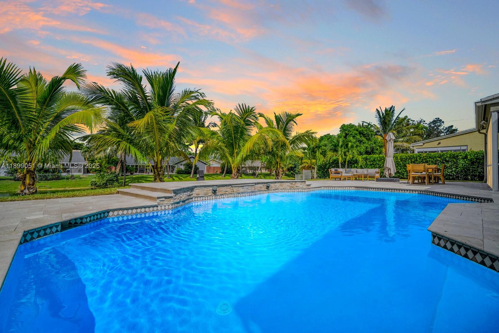 COOPERS GROVE - Residential