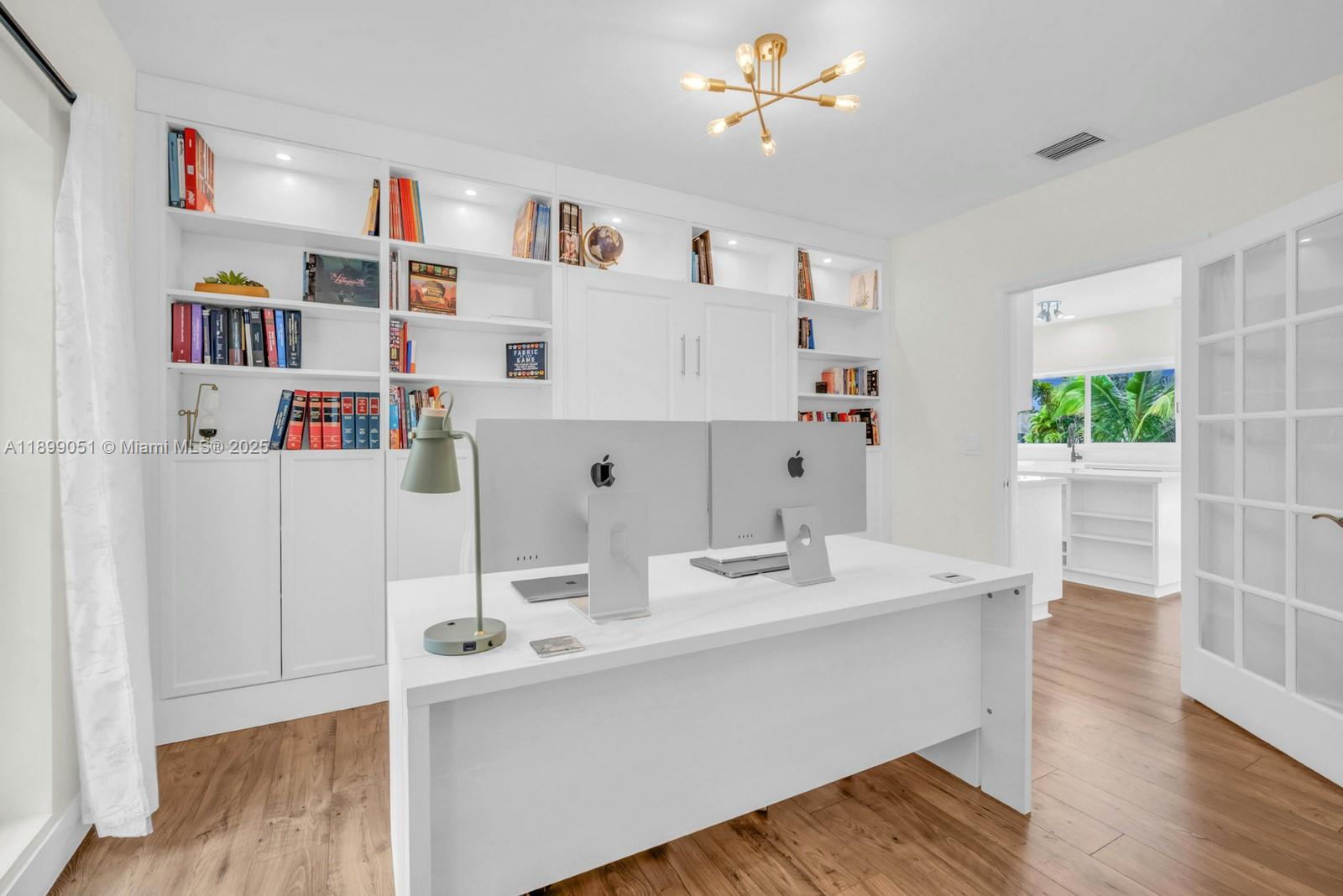 COOPERS GROVE - Residential