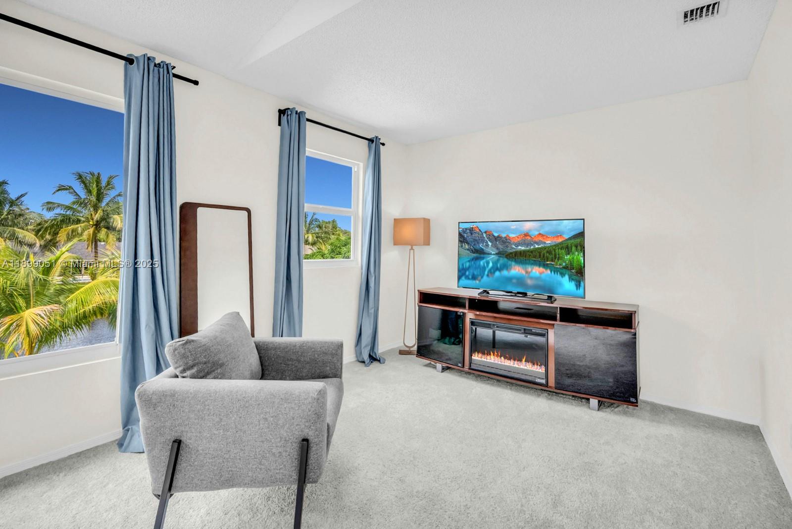 COOPERS GROVE - Residential