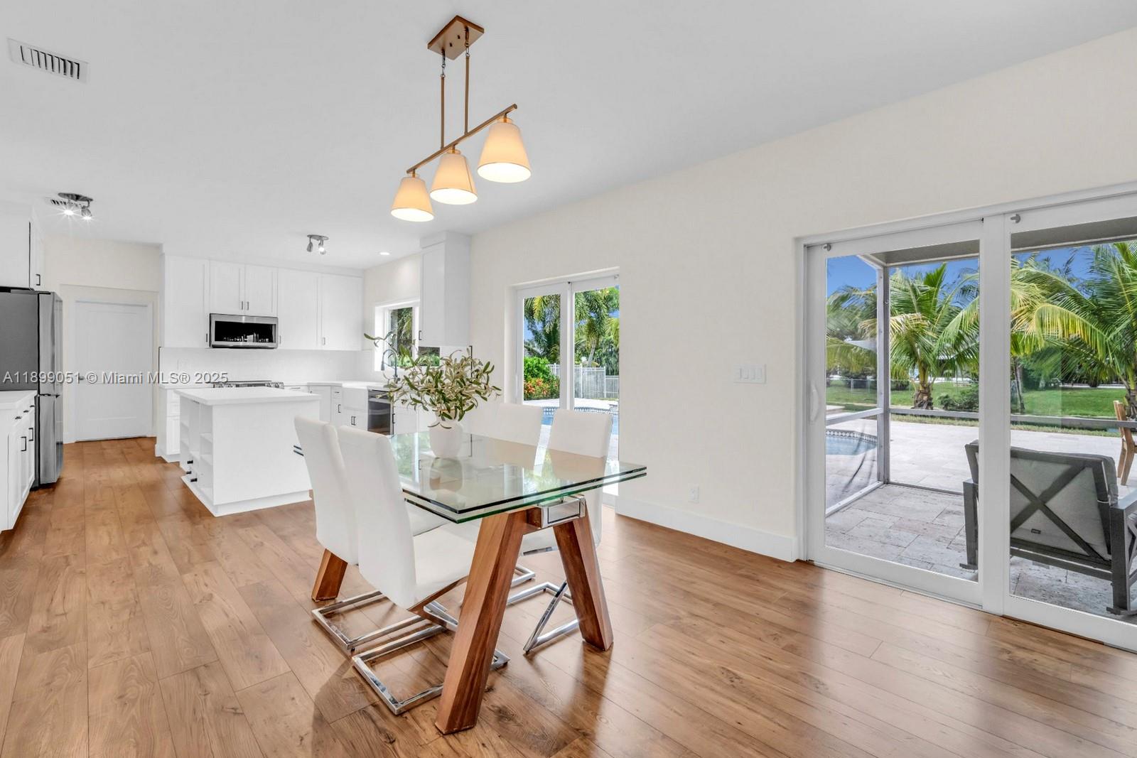 COOPERS GROVE - Residential