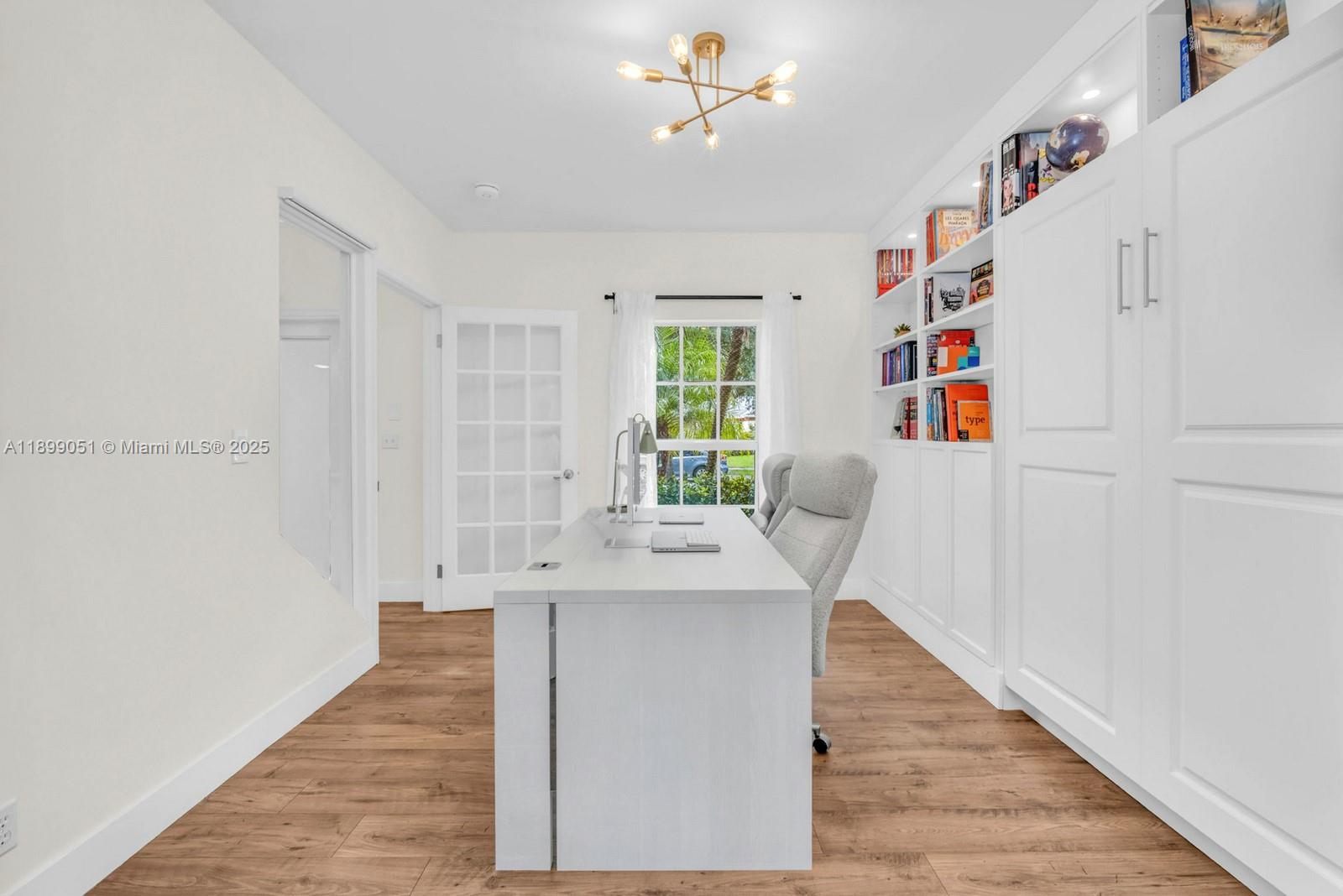 COOPERS GROVE - Residential