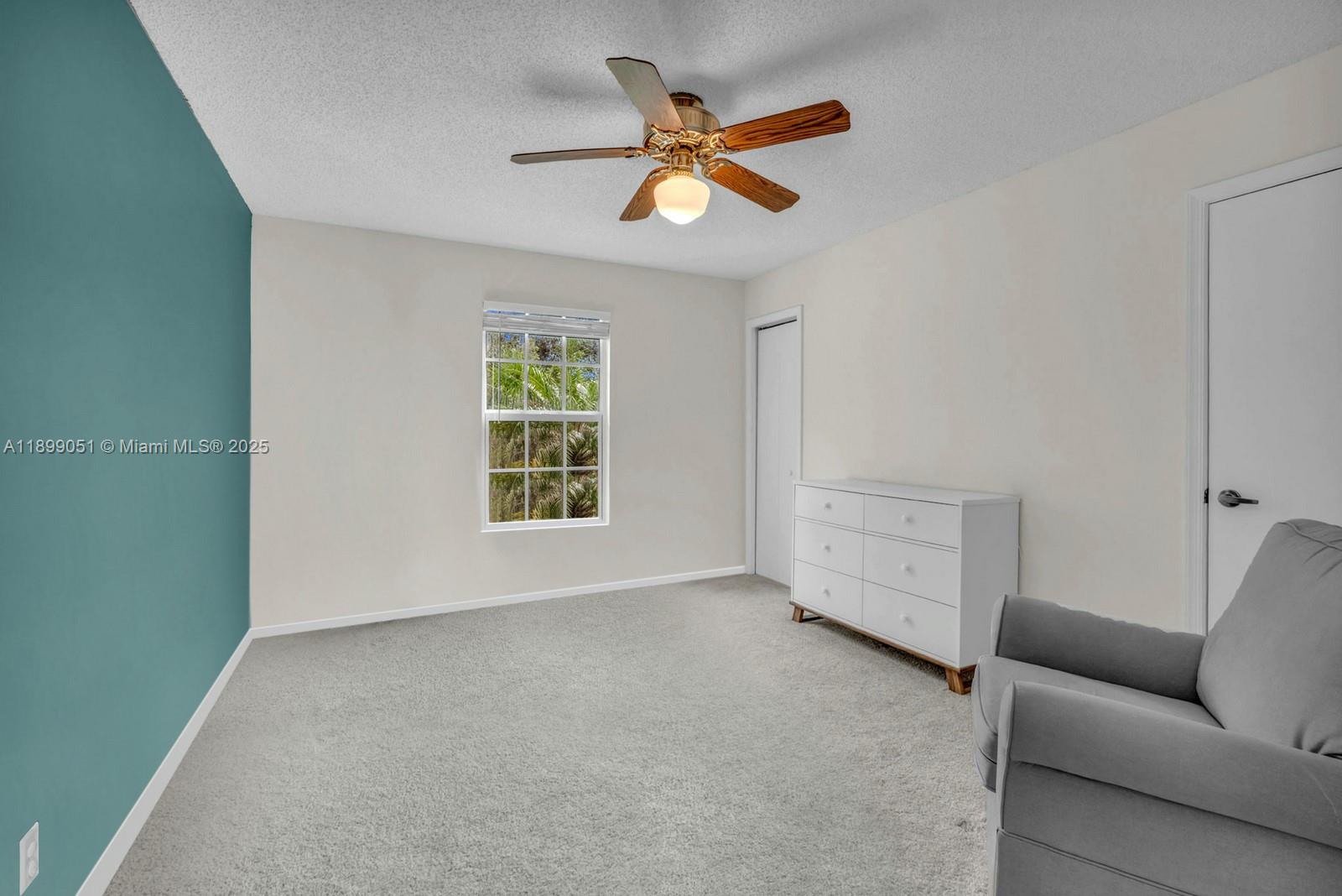 COOPERS GROVE - Residential