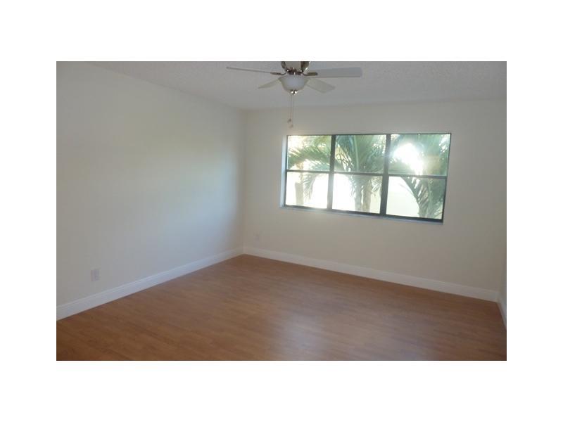 HOLLYWOOD PARC CONDO - Residential Lease