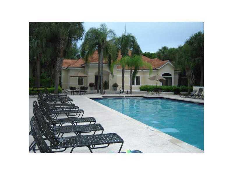 HOLLYWOOD PARC CONDO - Residential Lease