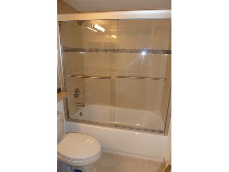 HOLLYWOOD PARC CONDO - Residential Lease