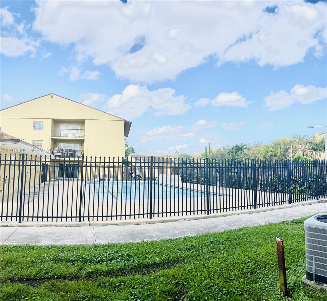 CONTINUUM CONDO PH II - Residential Lease