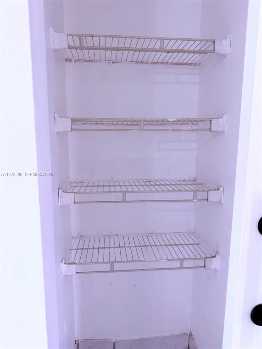 CONTINUUM CONDO PH II - Residential Lease