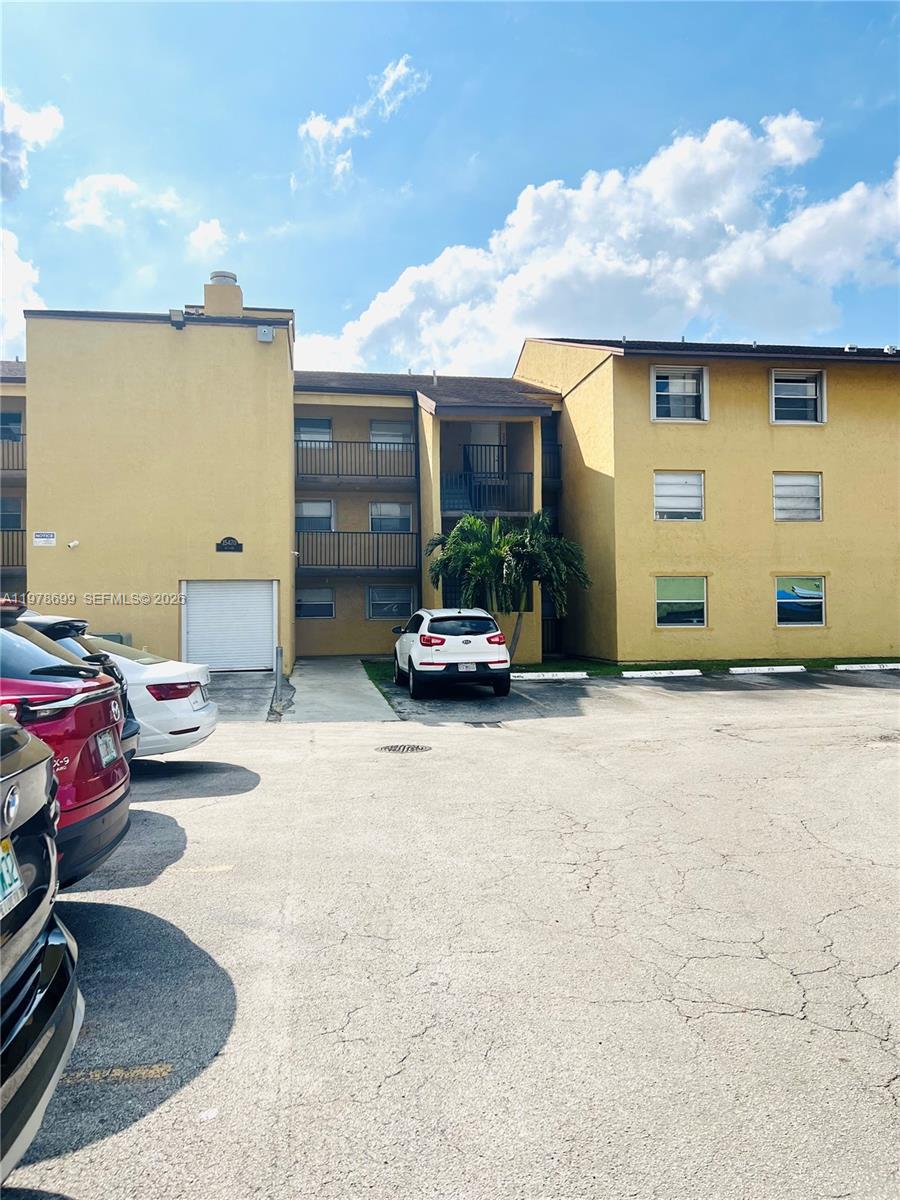 CONTINUUM CONDO PH II - Residential Lease