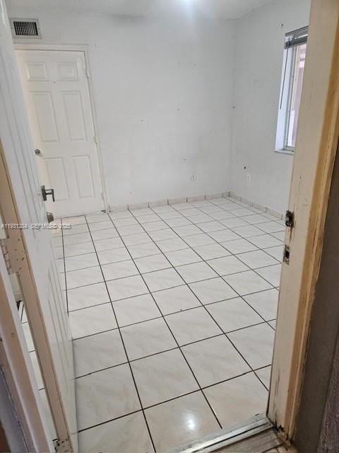 GALERIA III CONDO - Residential