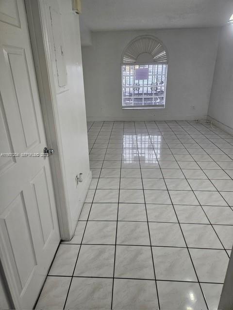 GALERIA III CONDO - Residential