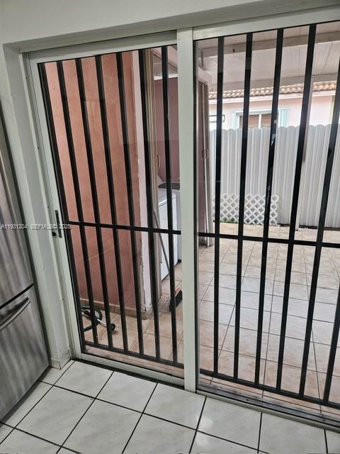 GALERIA III CONDO - Residential