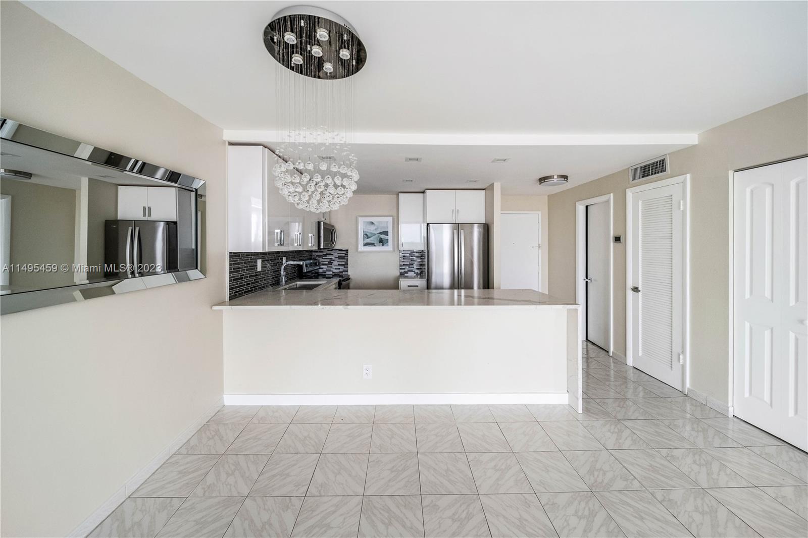 GATEWAY HOUSE CONDO - SOU - Residential Lease