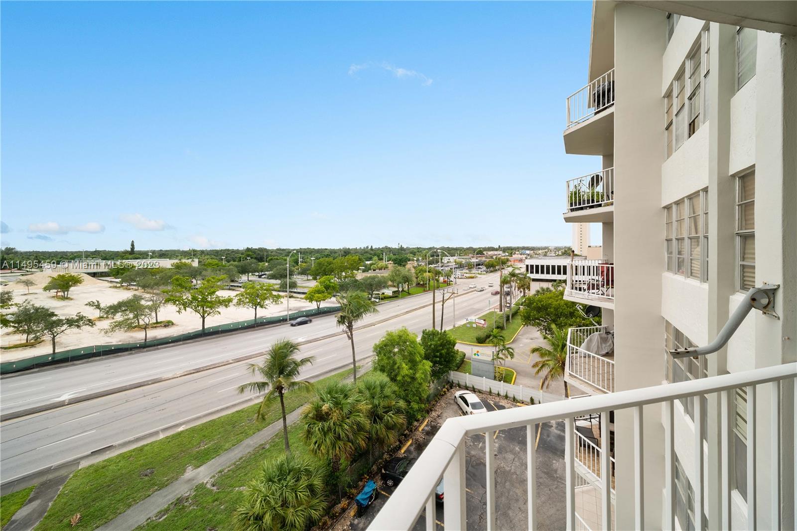 GATEWAY HOUSE CONDO - SOU - Residential Lease