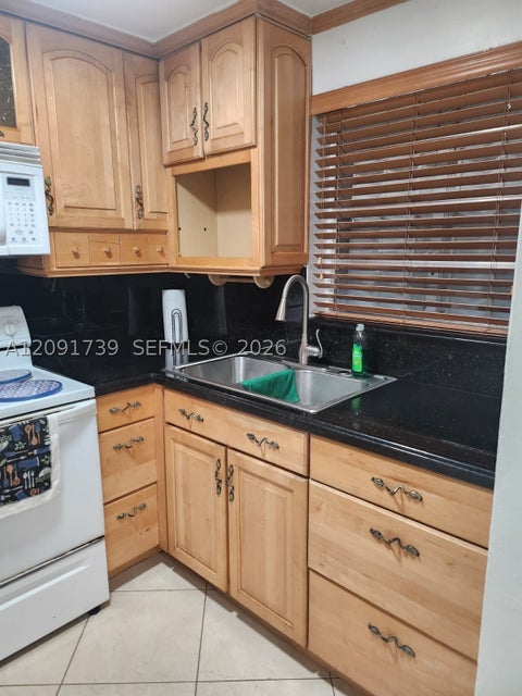 Photo of 1725 W 60th St #F202, Hialeah, FL 33012 (MLS # A12091739)