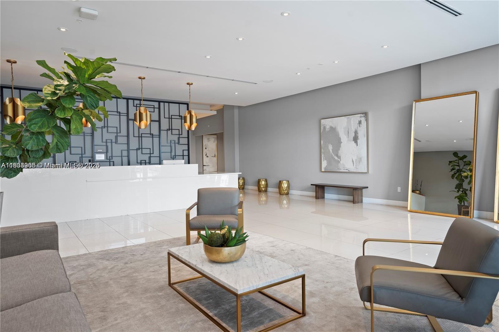 321 NE 26th St 812, Miami, FL, 33137/$490,000 3 321 NE 26th St 812