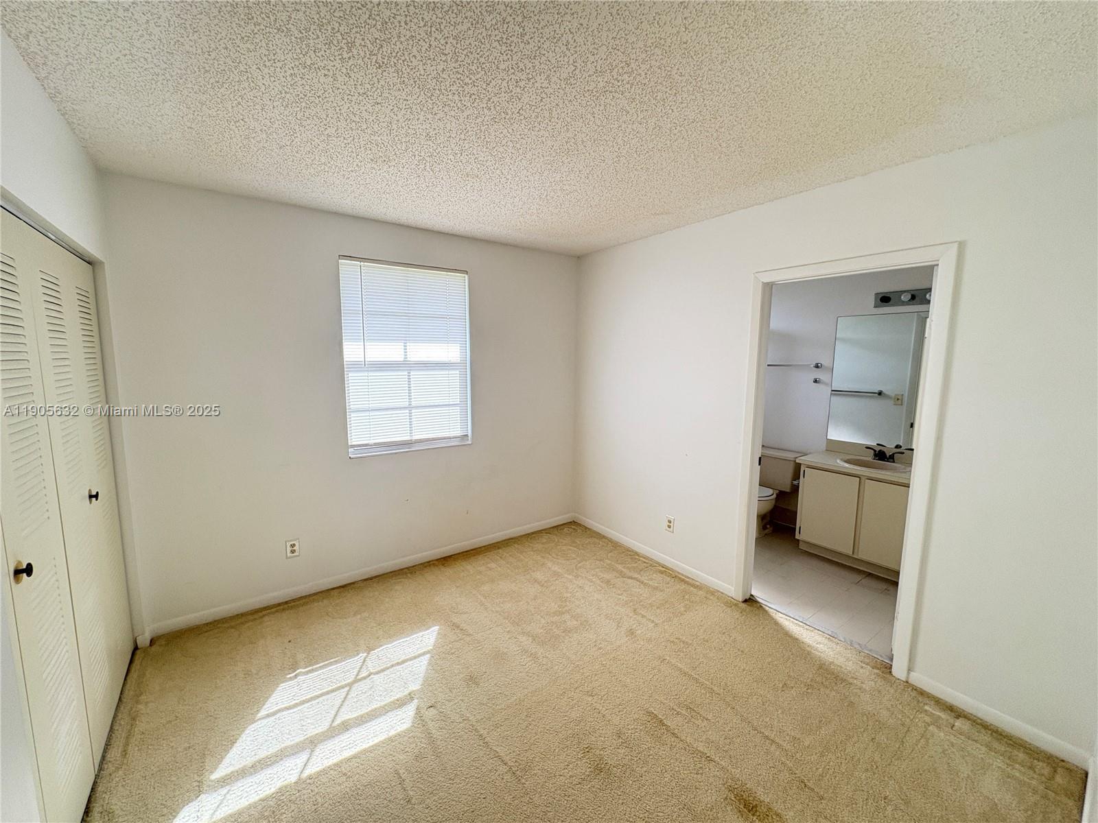 VILLAS AT WOODLAND GREENS - Residential