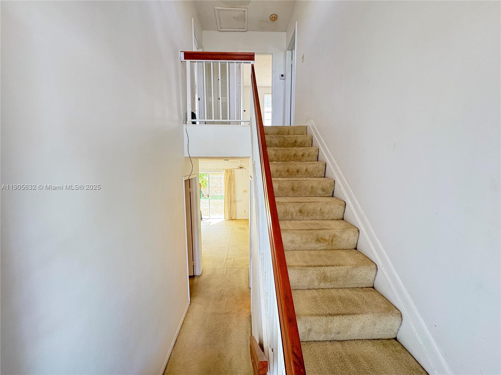 VILLAS AT WOODLAND GREENS - Residential