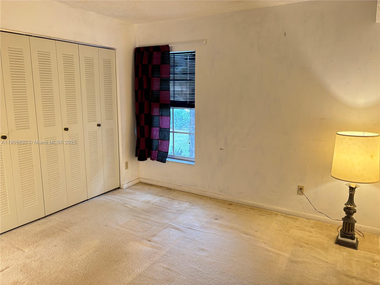 VILLAS AT WOODLAND GREENS - Residential