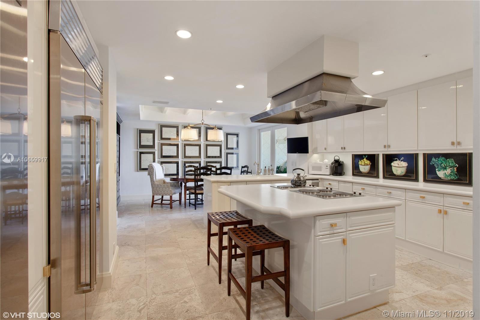 OCEANSIDE FISHER ISL COND - Residential