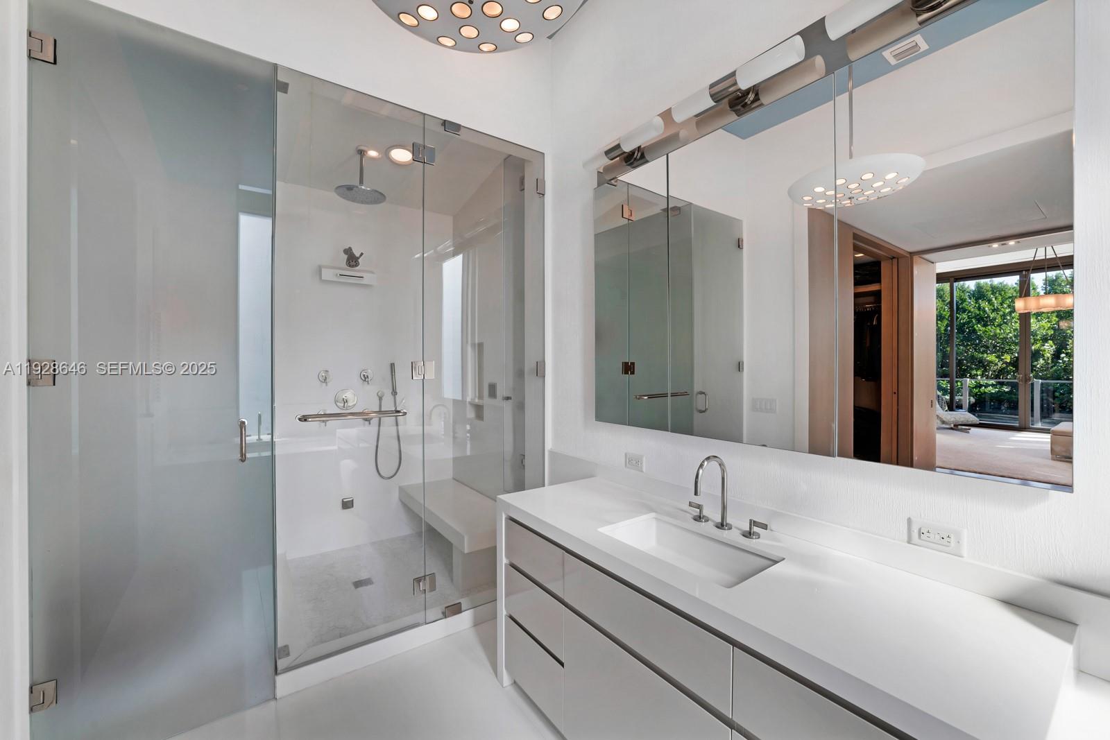 OCEANA KEY BISCAYNE CONDO - Residential