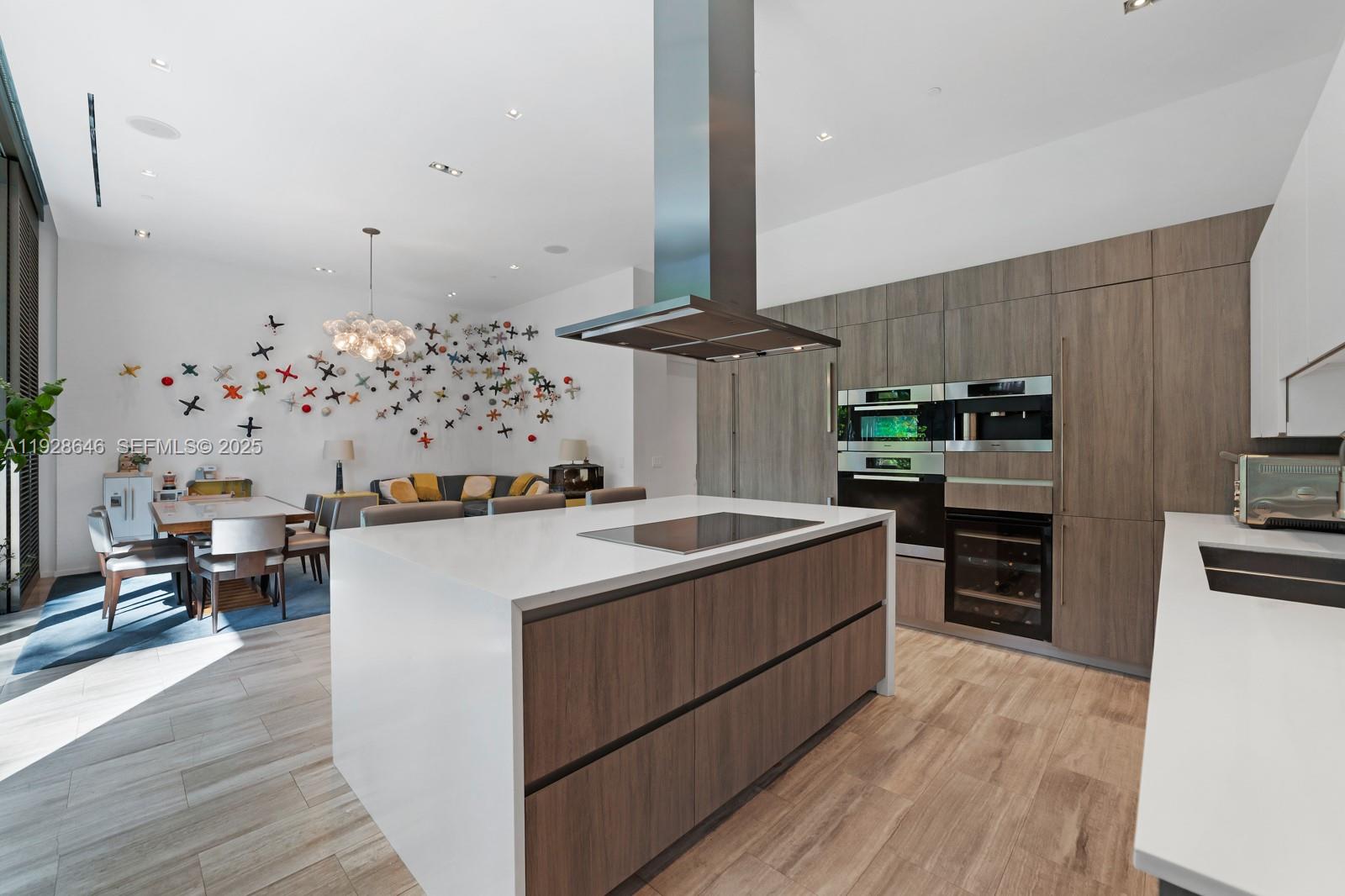 OCEANA KEY BISCAYNE CONDO - Residential