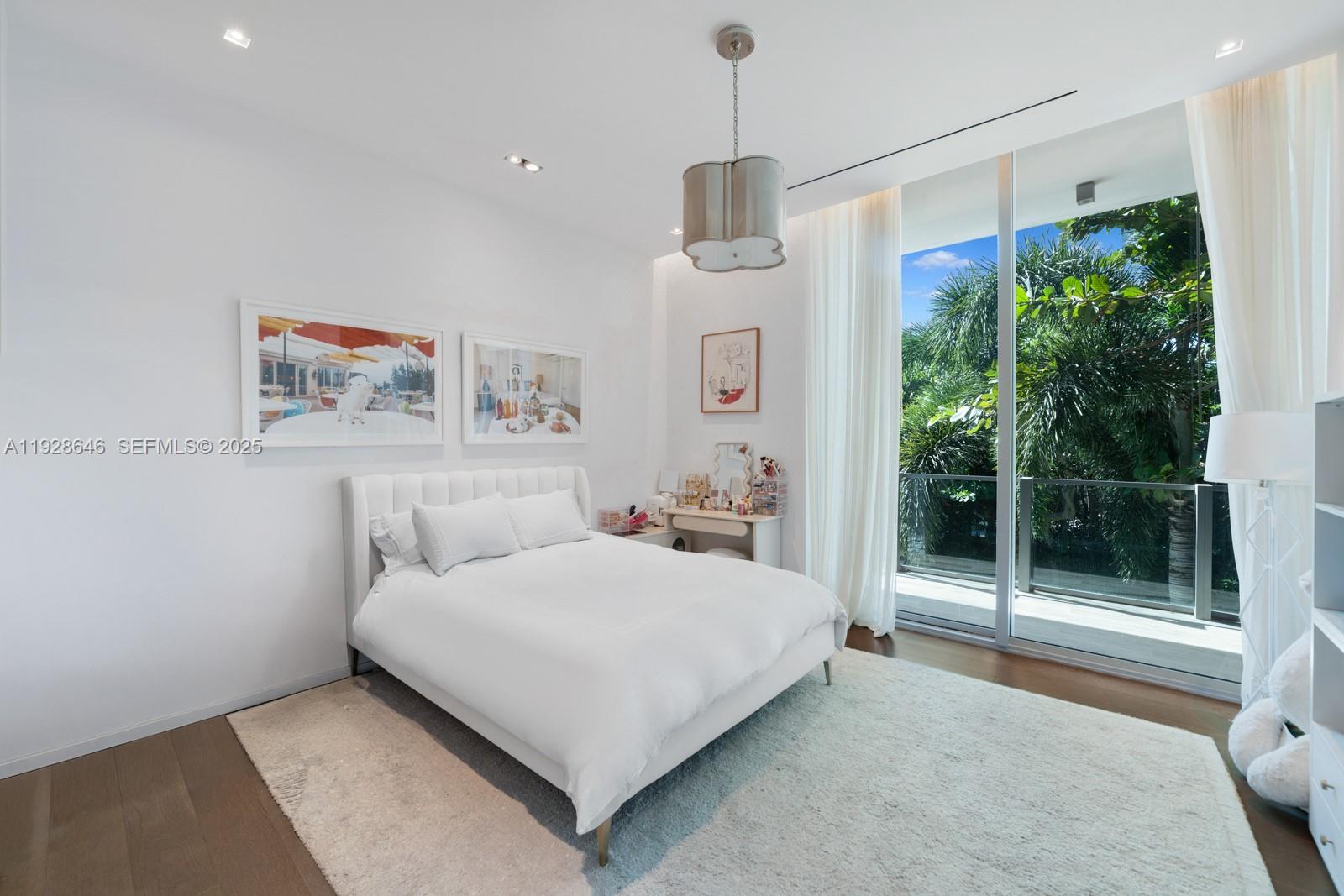 OCEANA KEY BISCAYNE CONDO - Residential