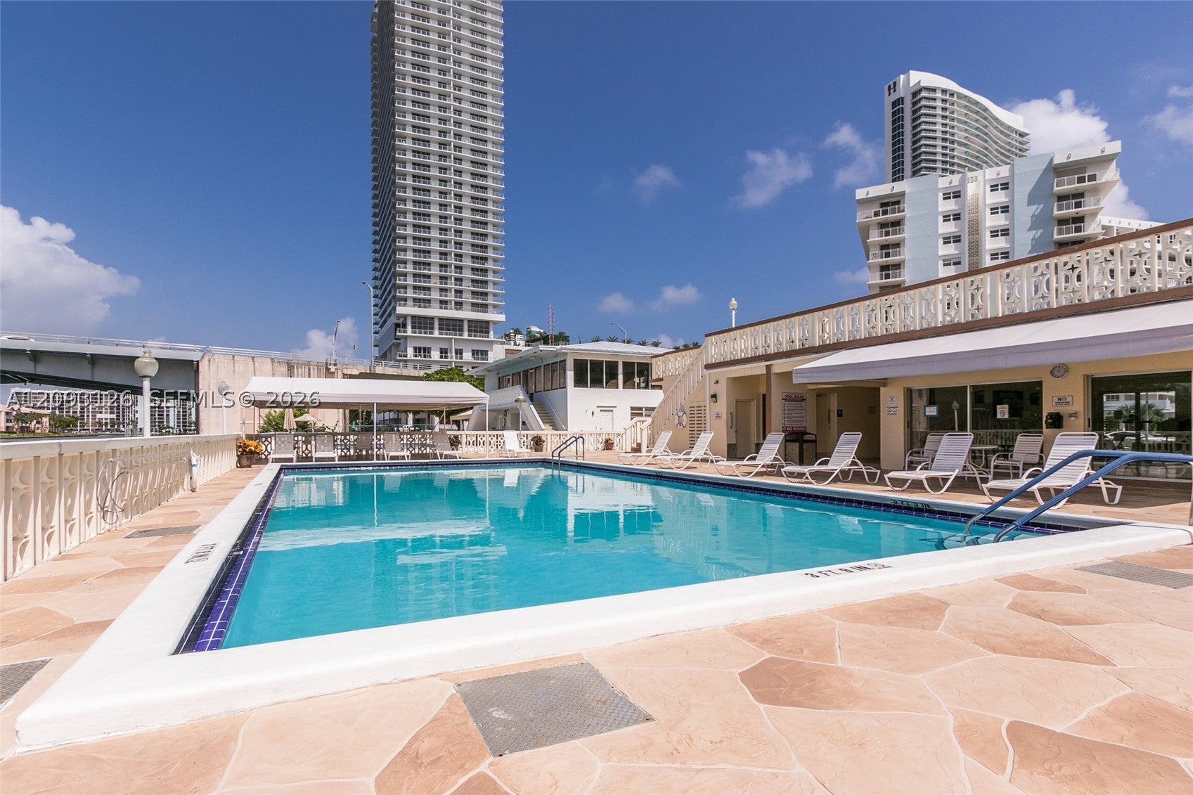 1825 S Ocean Dr 609
