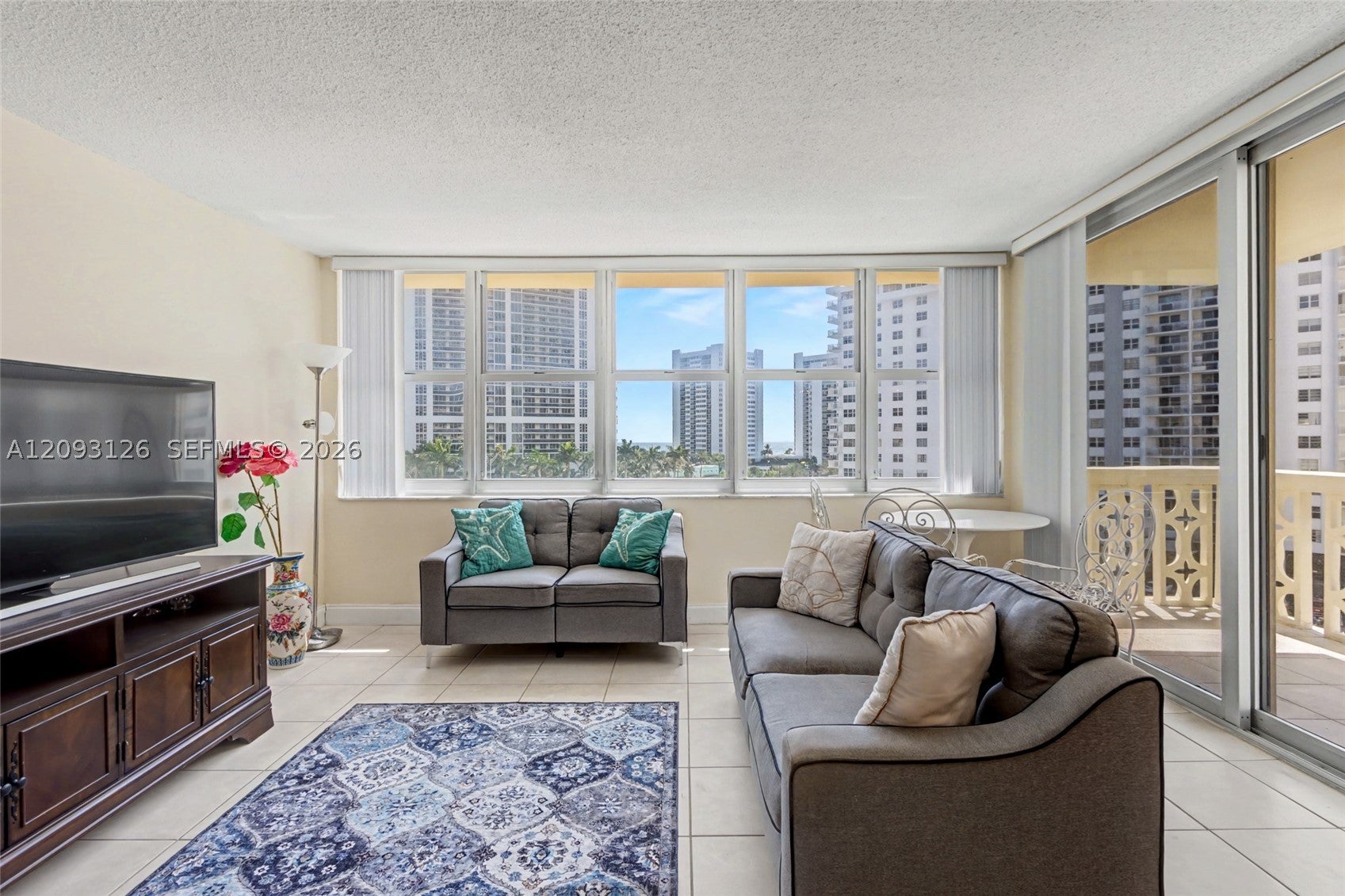 1825 S Ocean Dr 609