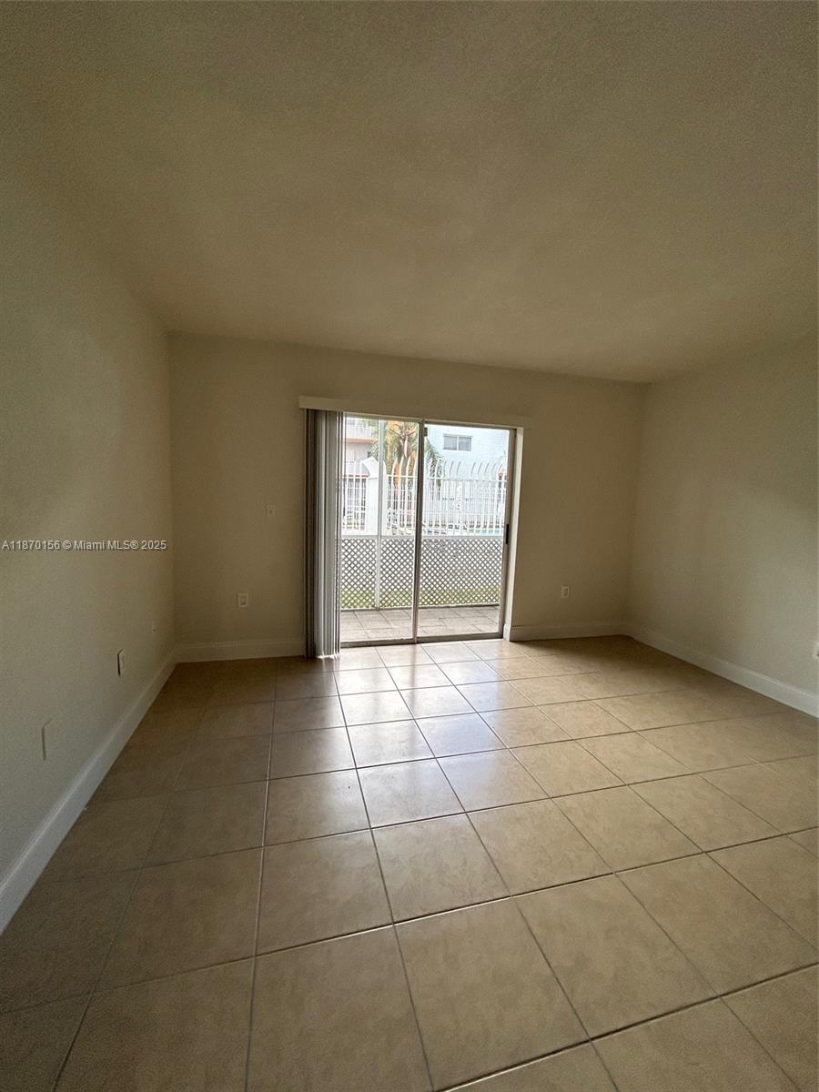 CARIBBEAN GARDENS CONDO P - Residential Lease