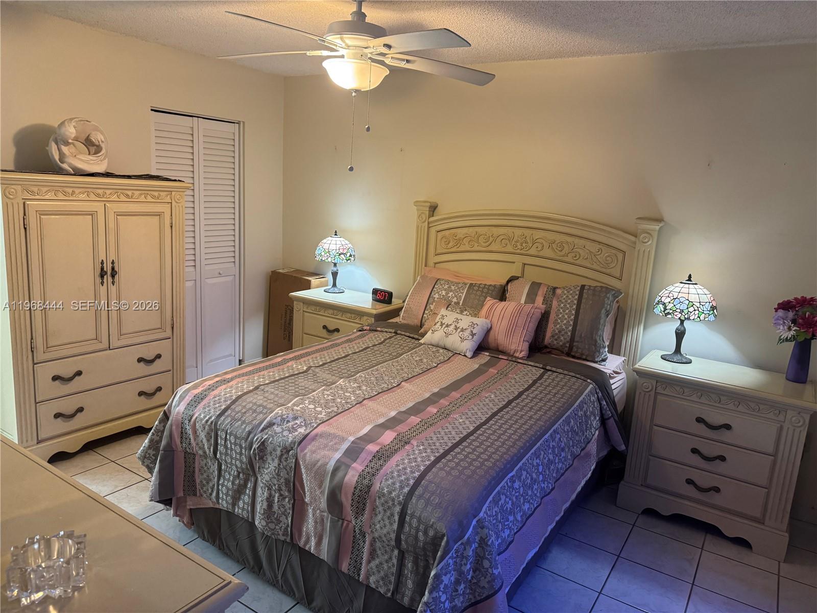 INTERNATIONAL PARK I COND - Residential