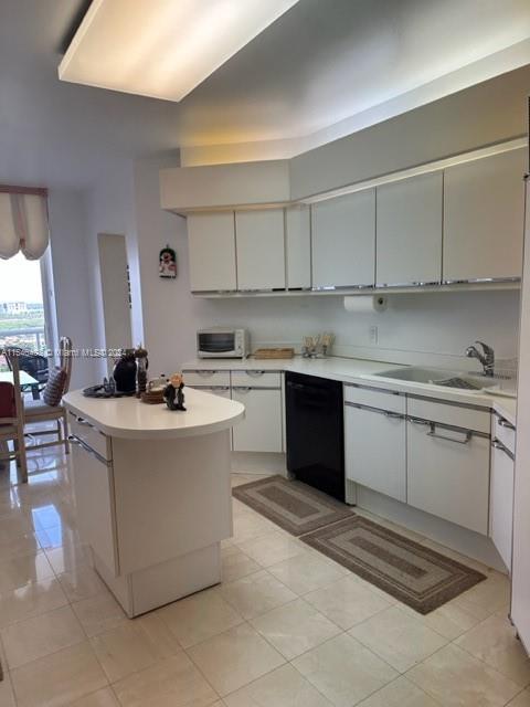 ONE ISLAND PLACE CONDO II - Residential