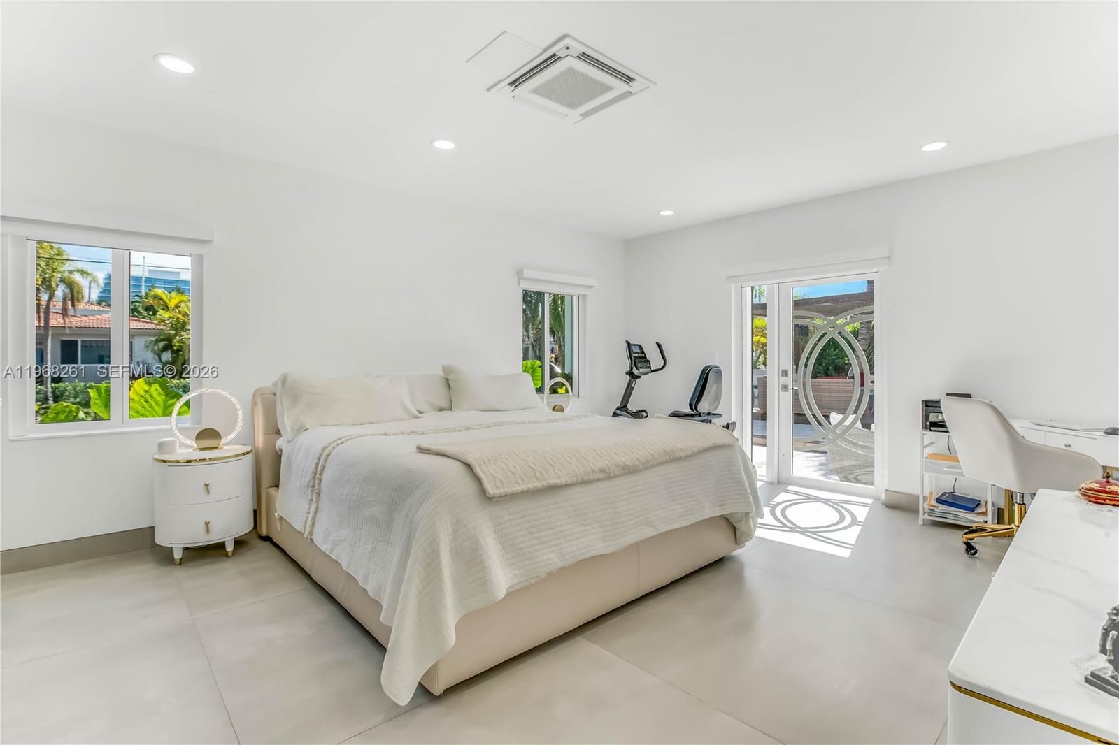 ALTOS DEL MAR NO 5 - Residential