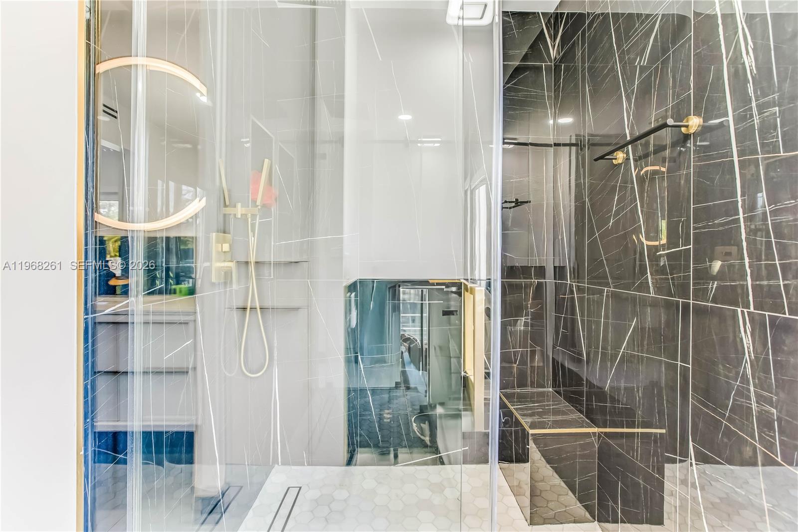 ALTOS DEL MAR NO 5 - Residential