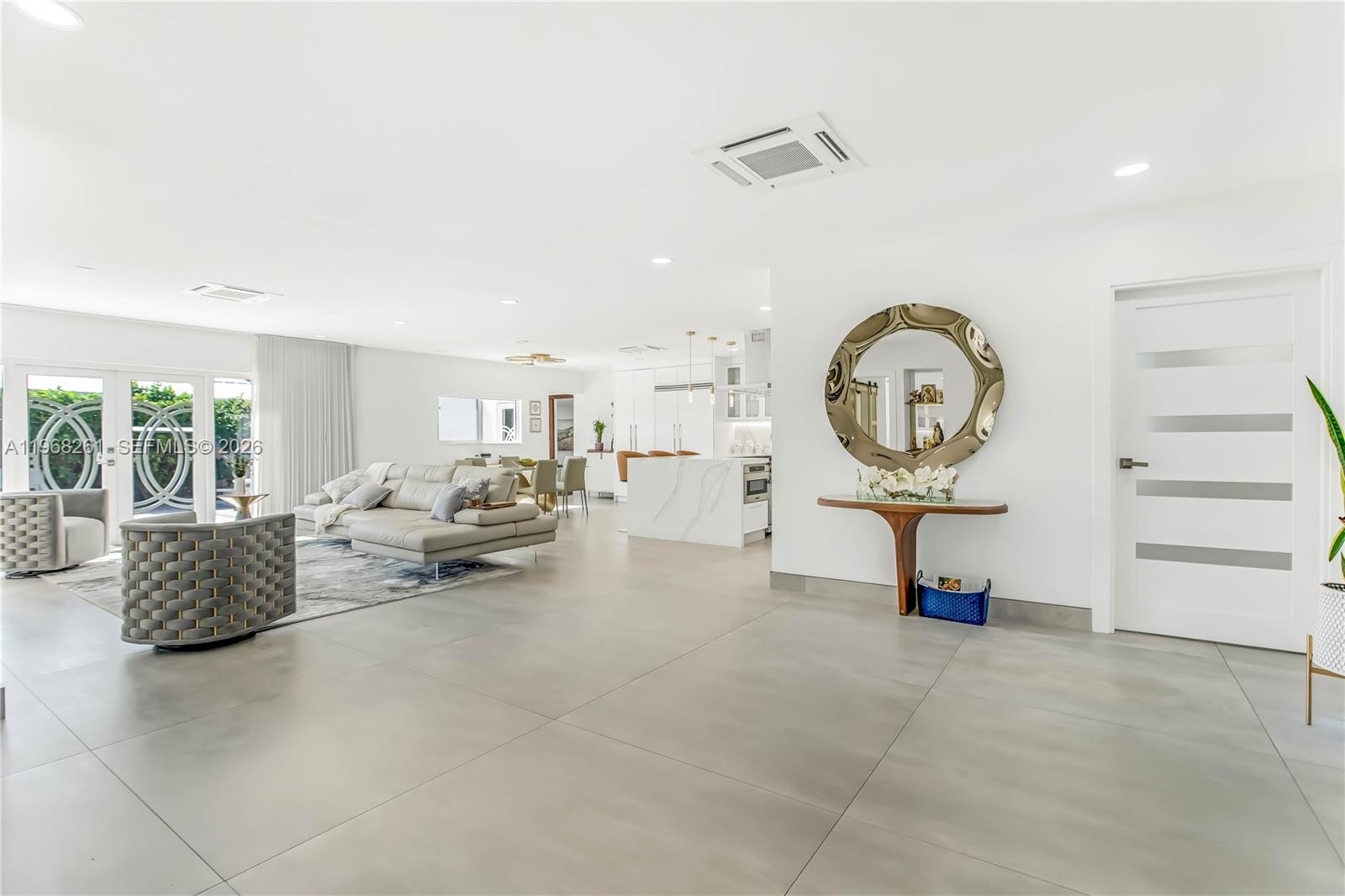 ALTOS DEL MAR NO 5 - Residential