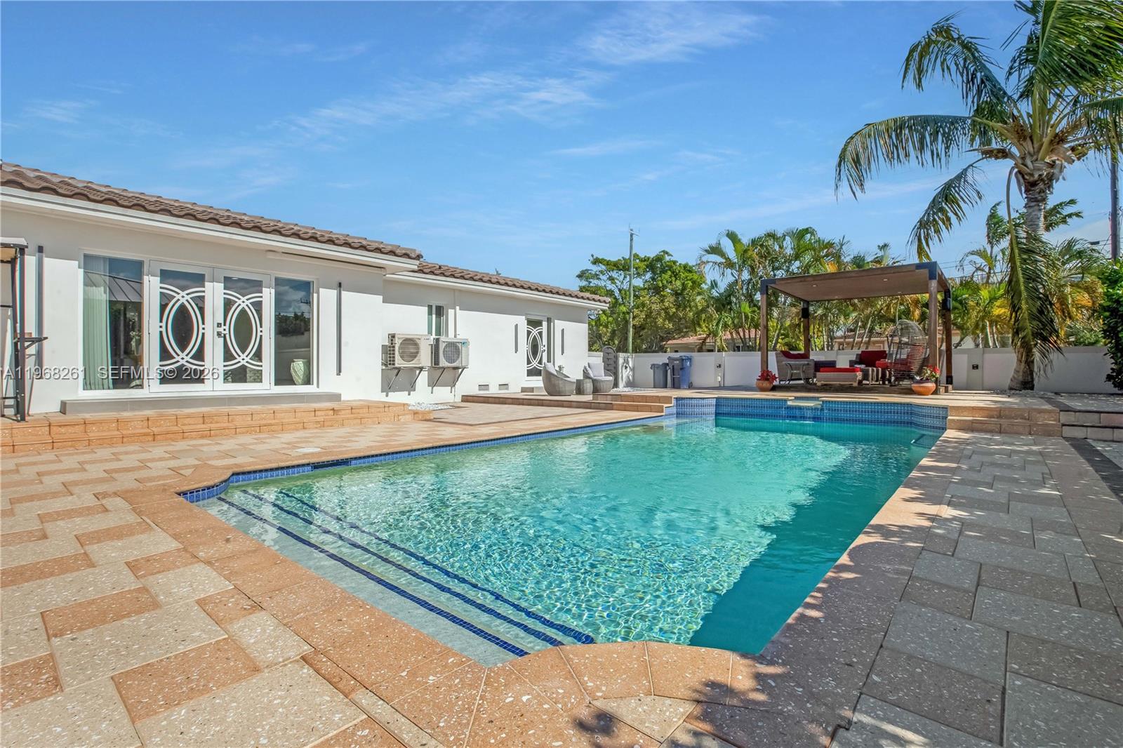 ALTOS DEL MAR NO 5 - Residential