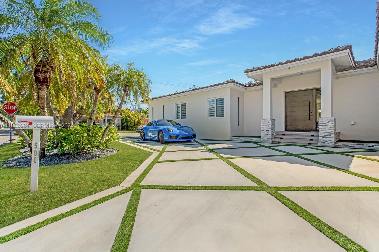 ALTOS DEL MAR NO 5 - Residential