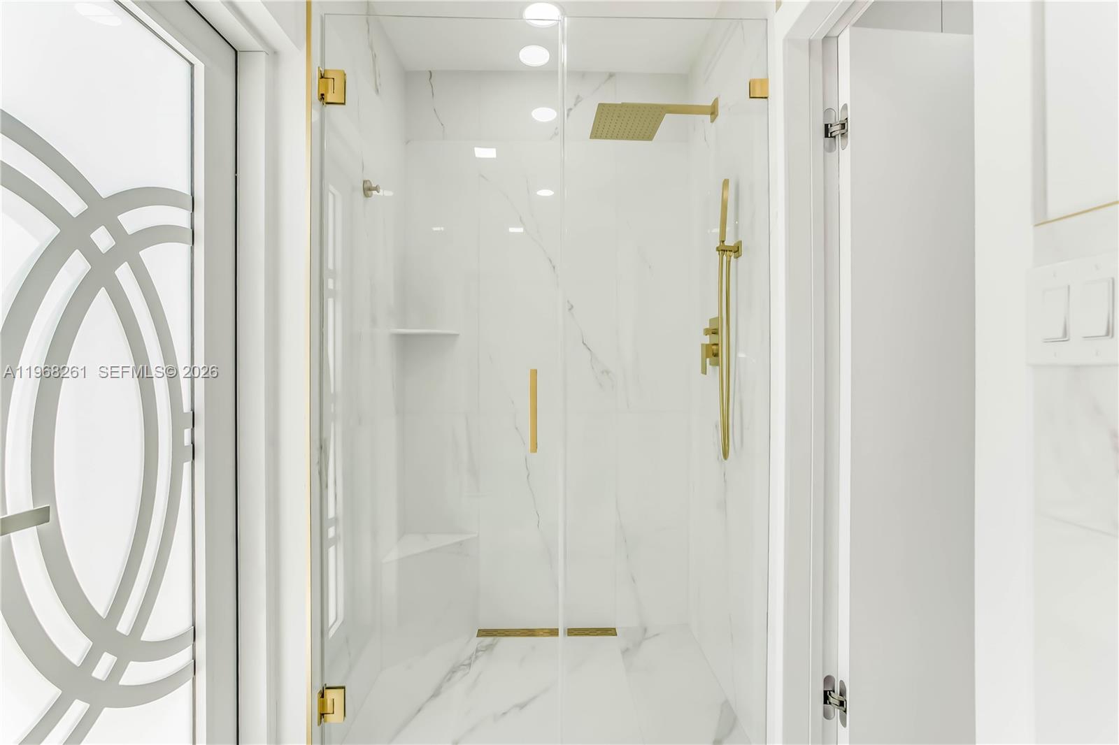 ALTOS DEL MAR NO 5 - Residential