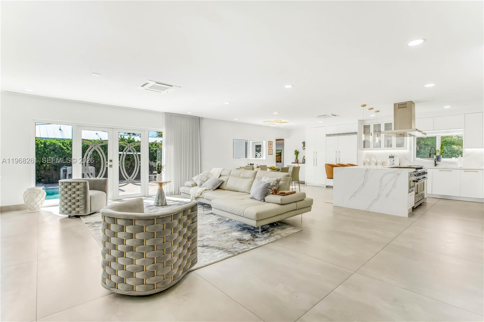 ALTOS DEL MAR NO 5 - Residential