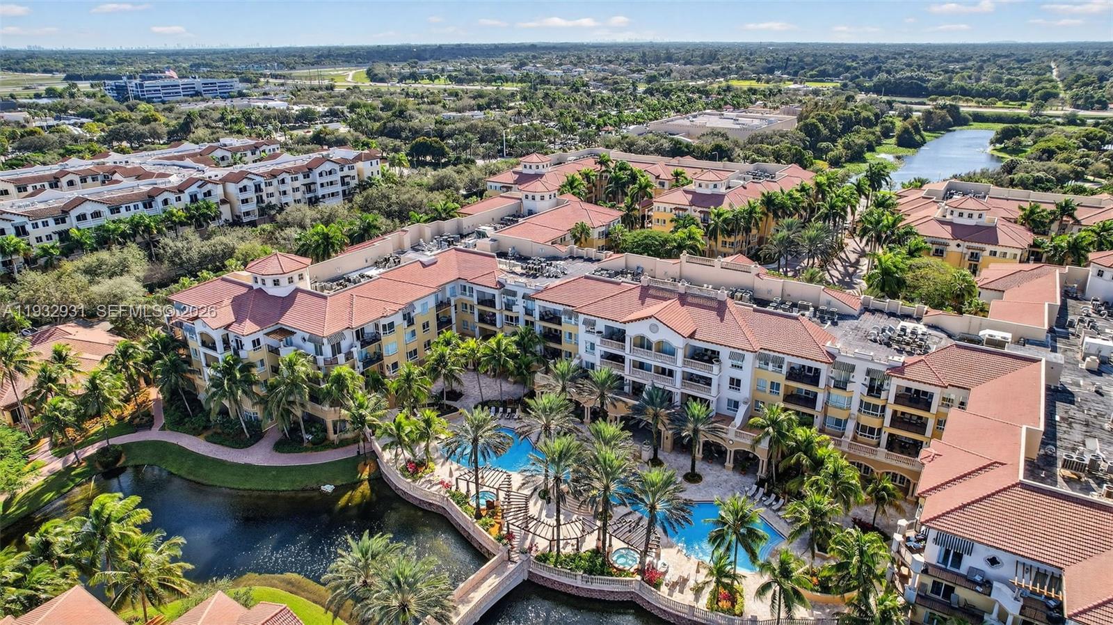 THE PALMS AT WESTON - Residential