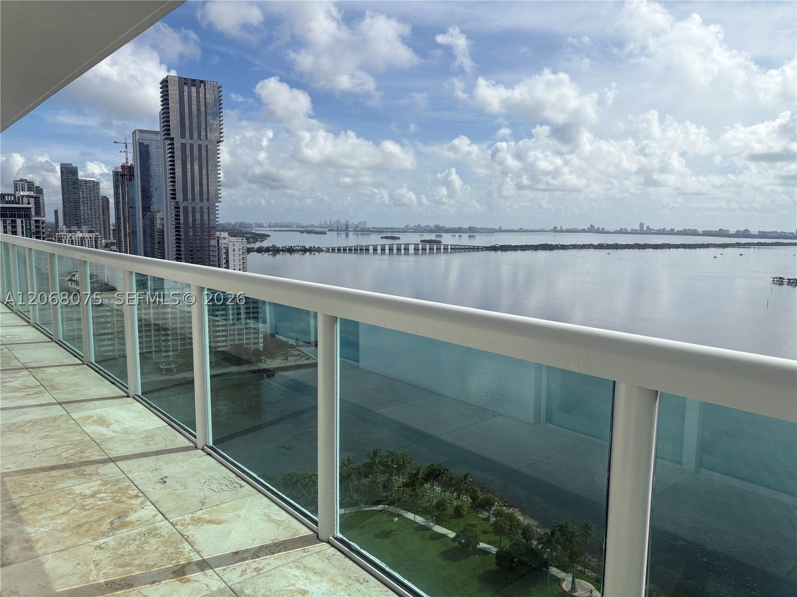 1800 N Bayshore Dr 3007