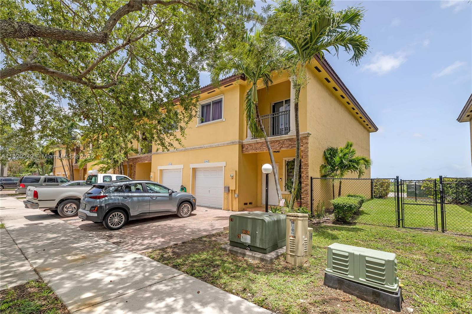 22947 Sw 112th Ct, Miami, Broward County, Florida - 4 Bedrooms  
3 Bathrooms - 