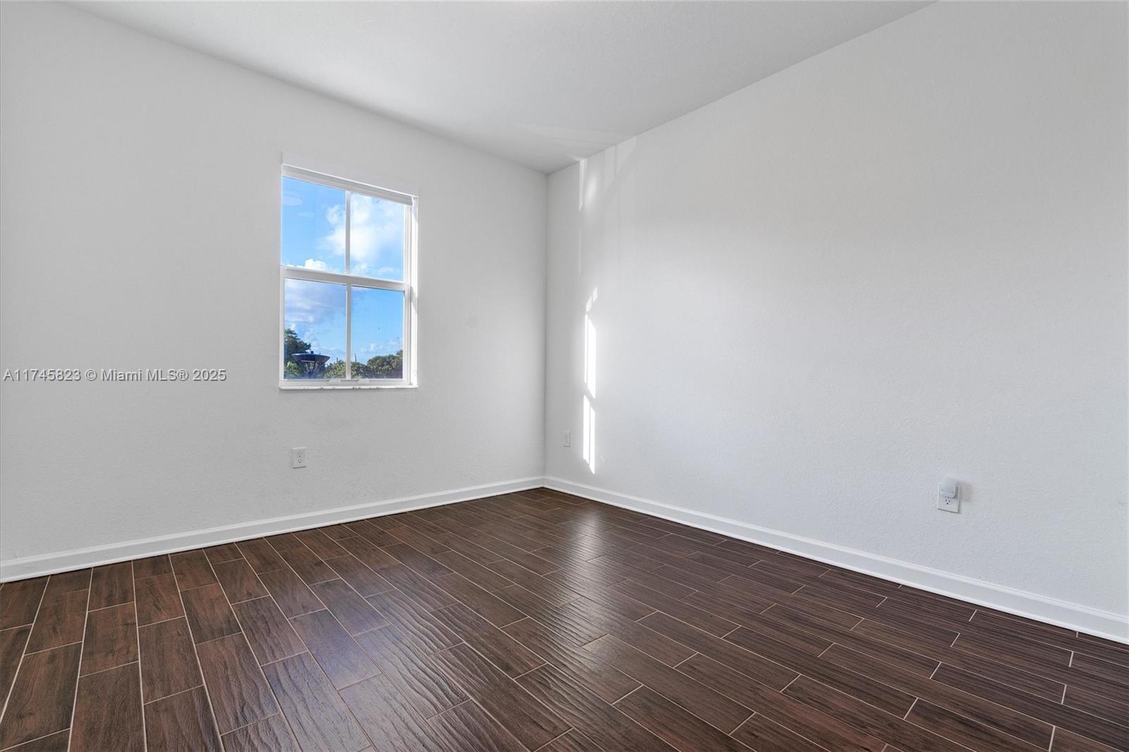 GOLF PARK SEC 1 - Residential