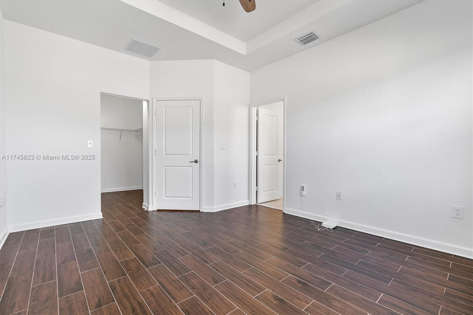 GOLF PARK SEC 1 - Residential