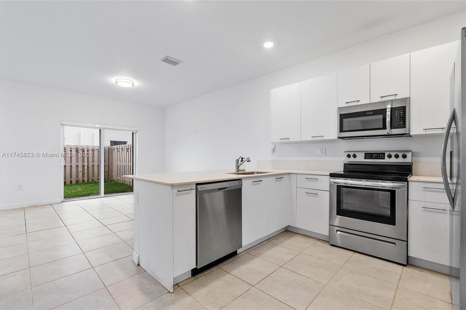 GOLF PARK SEC 1 - Residential