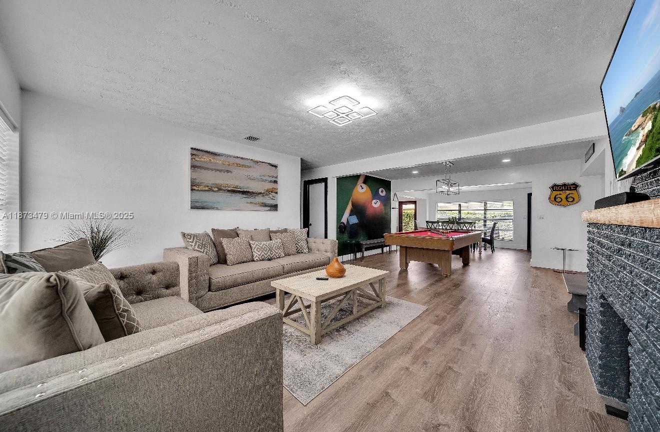 MELROSE PARK SEC 6 GREEN - Residential