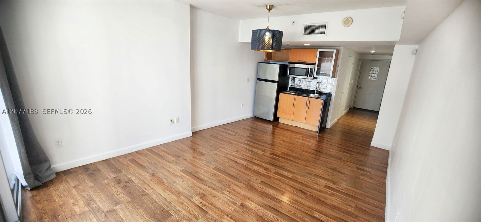 1750 N Bayshore Dr 1216